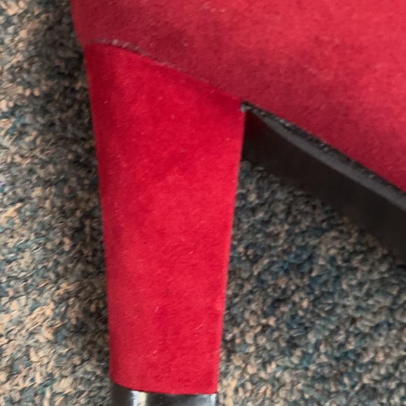 Red Suede Thigh highs - Picture 4 of 5